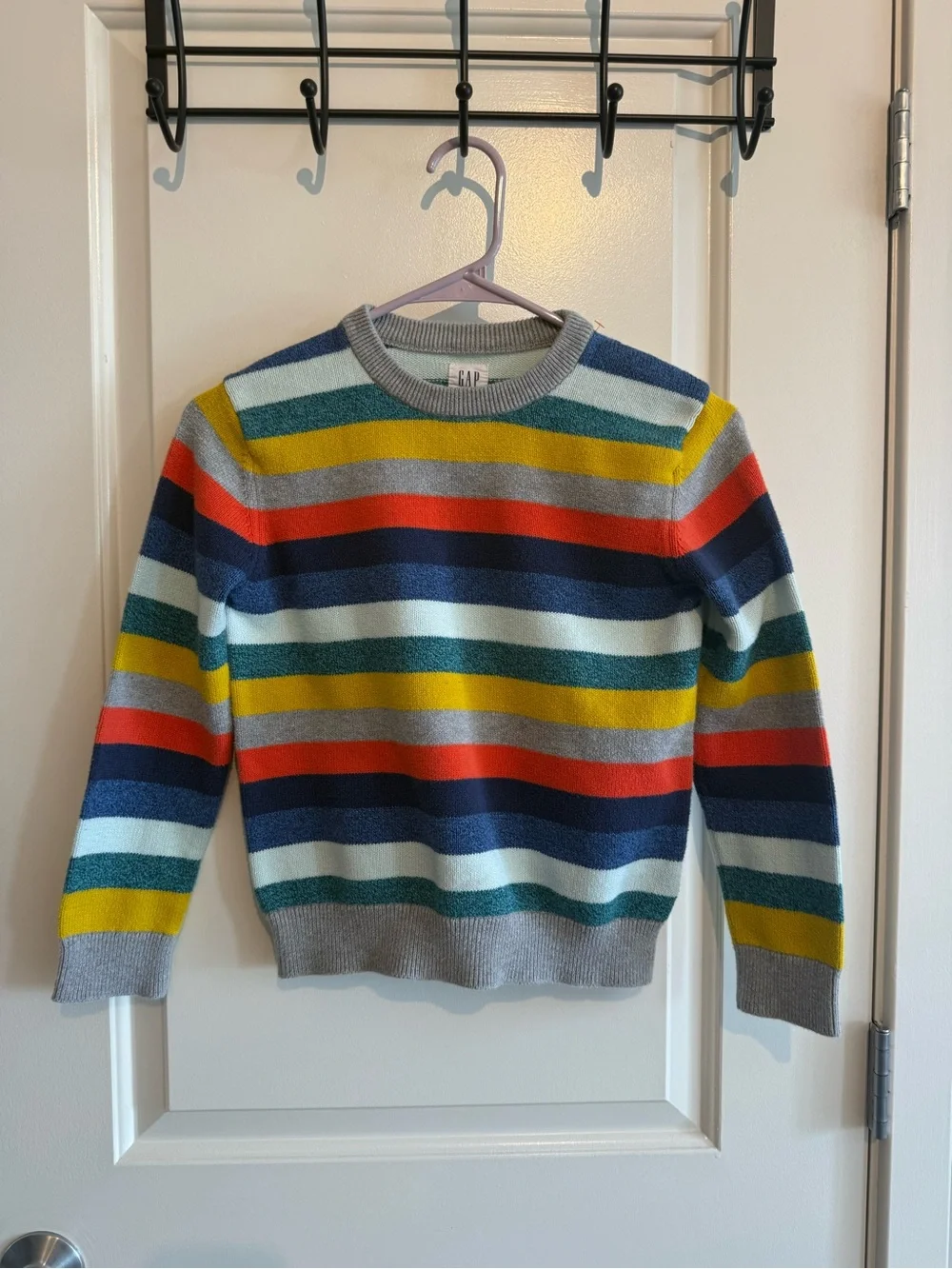 GAP colorful horizontal